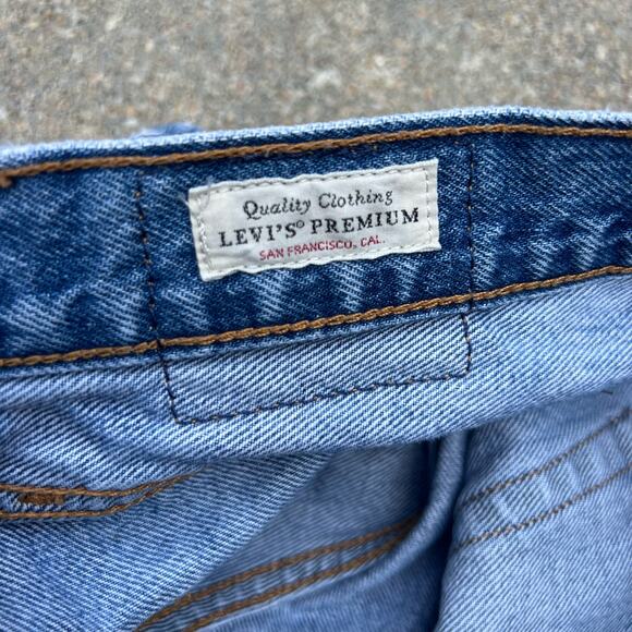 Levi's Spellout Side Ribbon 501 Fray Hem Button Fly Cutoff Jean Shorts Size 27 - Picture 4 of 7